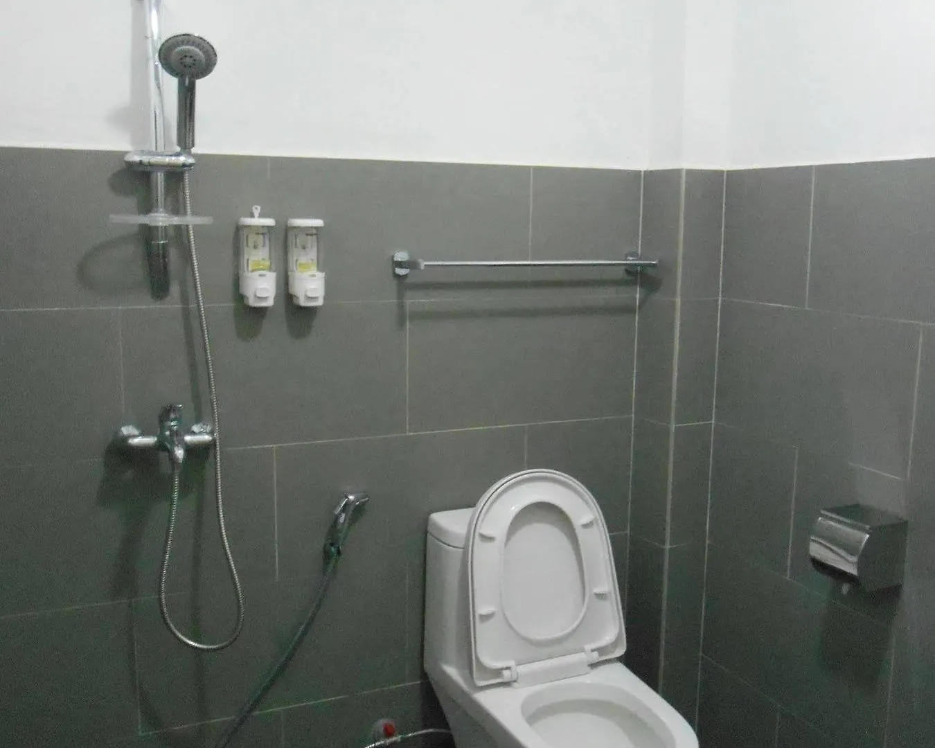 Four Rivers Youth Hostel 仰光